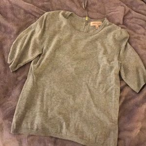 Short sleeve gray sweater